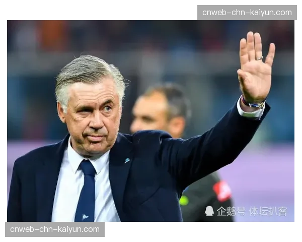 那不勒斯主席德劳伦蒂斯专访:谈论球队建设与留住奥斯梅恩的决心 那不勒斯主席德劳伦蒂斯专访:谈论球队建设与留住奥斯梅恩的决心